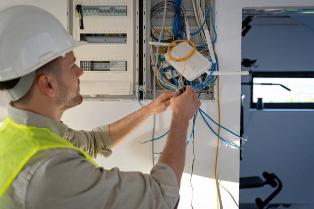 Best Local Electrician Companies  in Fredericksburg, PA